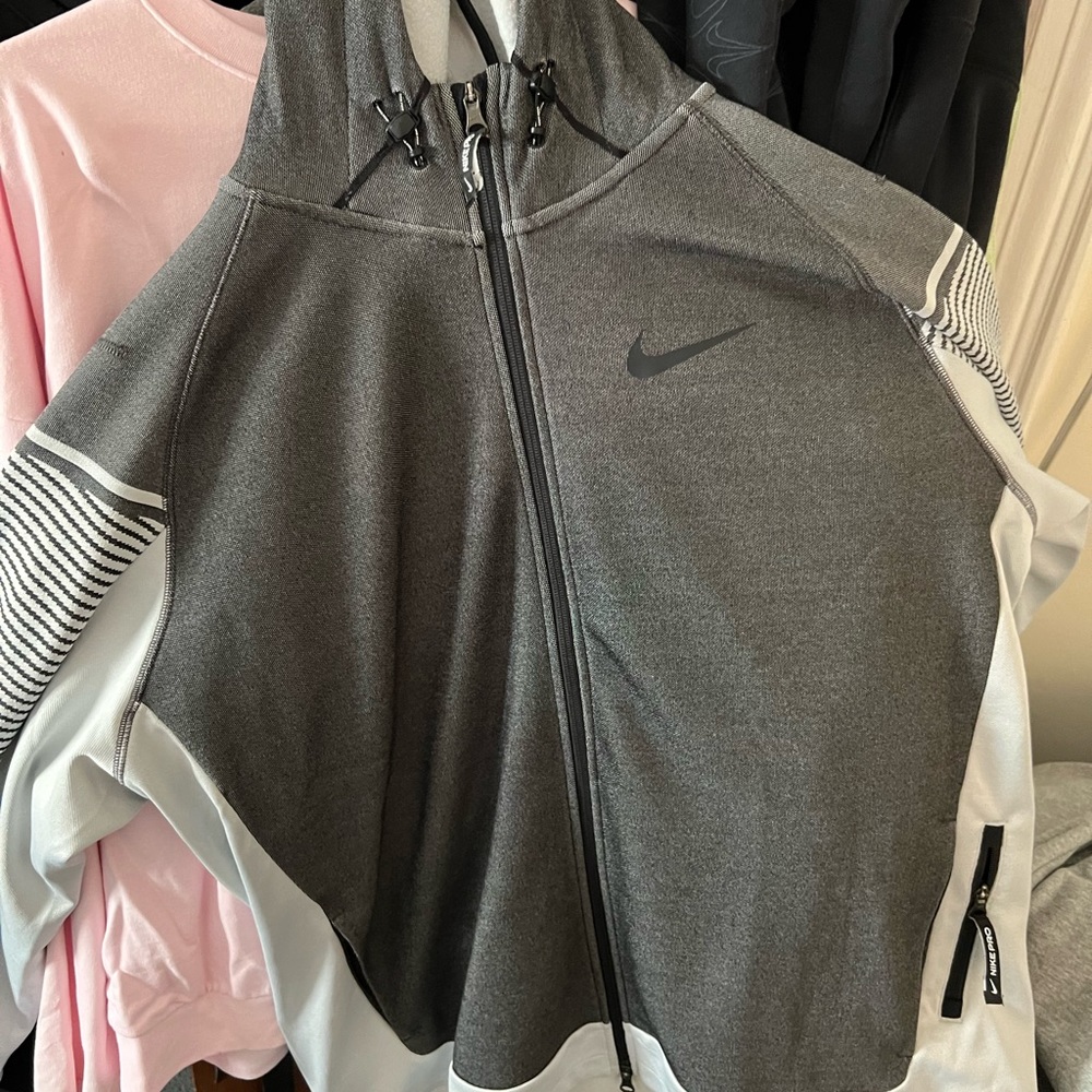 Nike Zip-Up Hoodie - Gray - Men’s